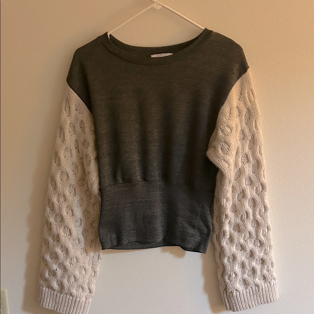 Zara Charcoal/Cream Stretch Knit Cropped Pullover Loose Fit Sleeves Sweater..L